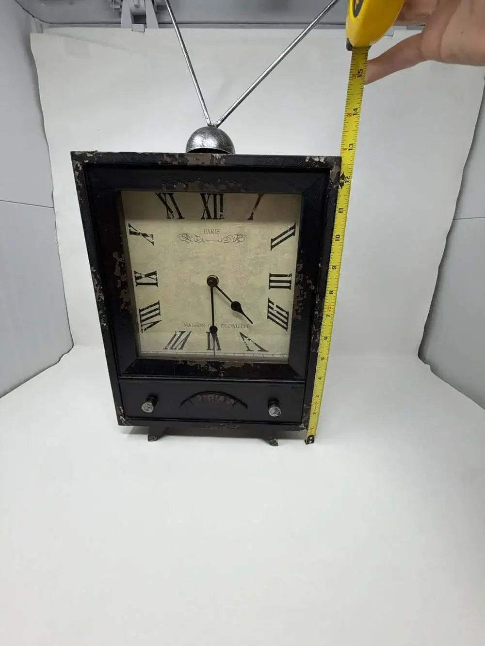 Maison de Florette Decorative Tabletop Metal Clock with Antenna Design